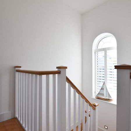 Whispers - 4 Bedroom Modern Family Holiday Home In Salcombe Sleeps 8 Bagian luar foto