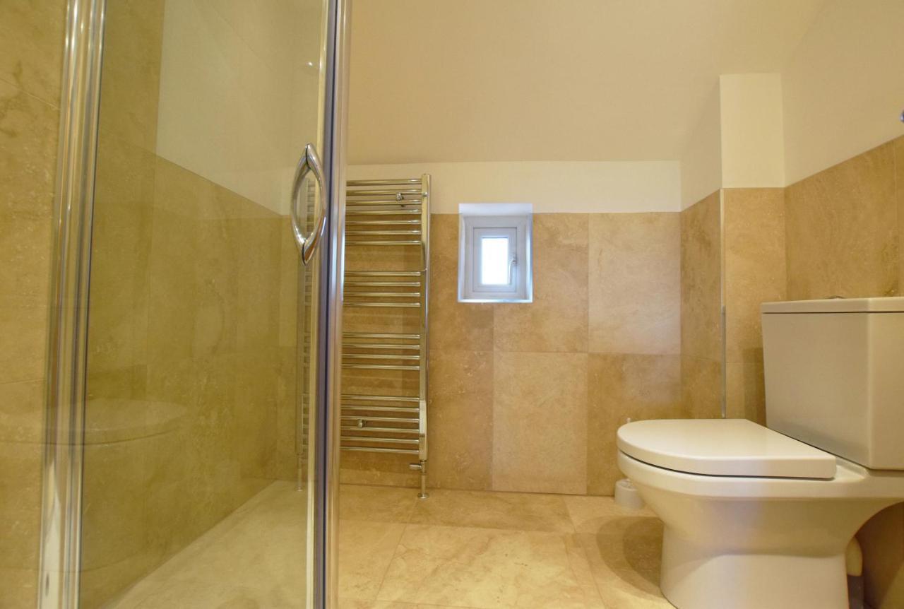 Whispers - 4 Bedroom Modern Family Holiday Home In Salcombe Sleeps 8 Bagian luar foto